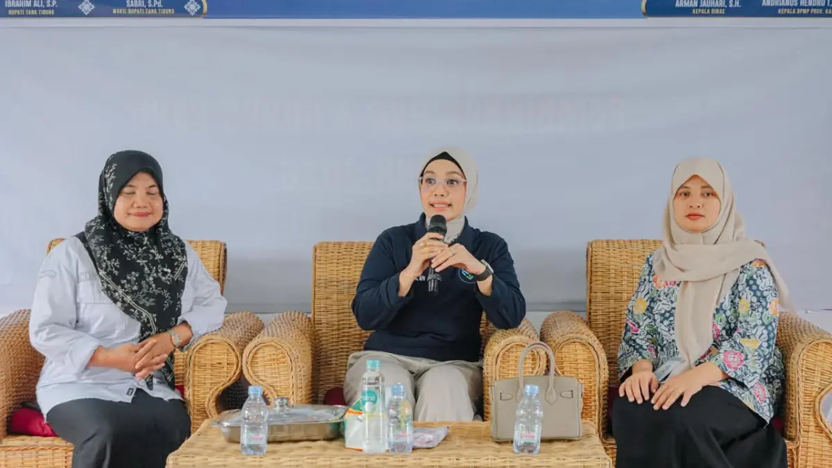 PENDIDIKAN: Bunda PAUD Kabupaten Tana Tidung, Vamelia Ibrahim secara resmi membuka kegiatan Sosialisasi dan Pendampingan Aksi Ilmuwan Cilik Tahun 2026 di Tideng Pale. (FOTO: ISTIMEWA)