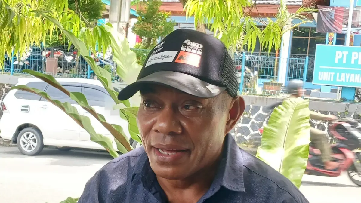 Juru Bicara Perwakilan Eks Petugas Kebersihan Basten Fernasdes. AGUS DIAN ZAKARIA/RADAR TARAKAN