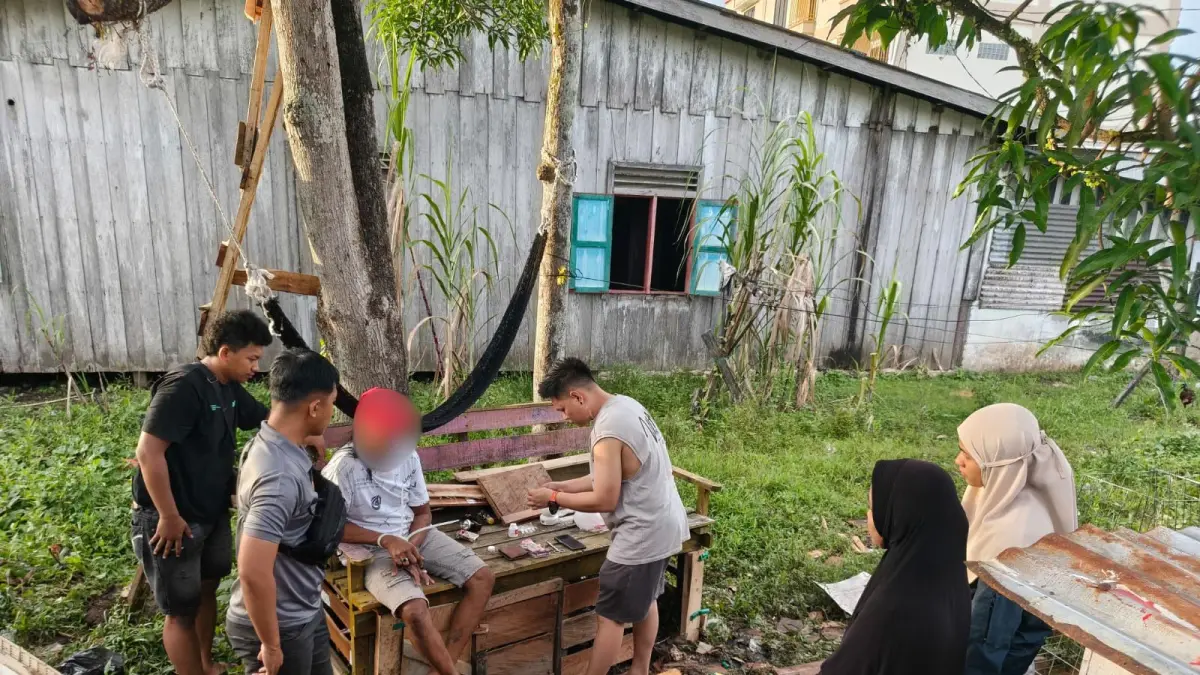 PENGEMBANGAN: Dari hasil pengembangan Satresnarkoba Polres Tarakan didapati pelaku RK sudah setahun mengedarkan satu di Selumit. SATRESNARKOBA POLRES TARAKAN&nbsp;