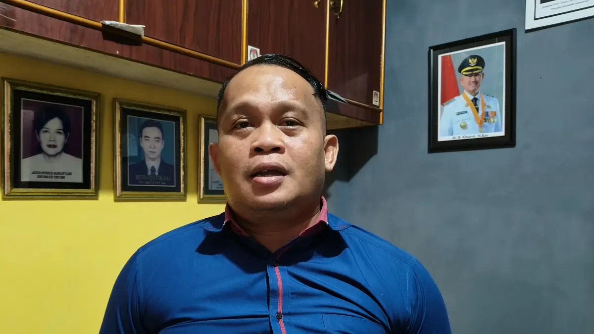 Lurah Kampung Enam Mika Barung Tumanan. AGUS DIAN ZAKARIA/RADAR TARAKAN