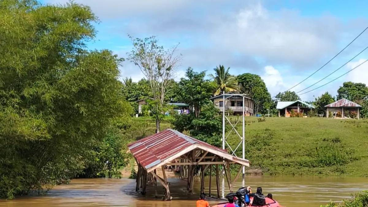 BENCANA: Salah satu titik banjir di Kaltara, tepatnya di wilayah Krayan beberapa hari lalu. FOTO: CAMAT KRAYAN TIMUR