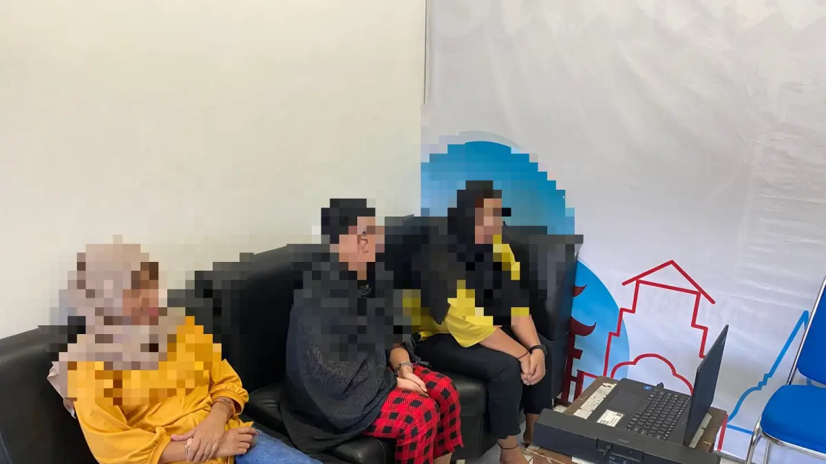 DIVONIS : Ketiga terdakwa yang mengikuti persidangan secara virtual sudah divonis oleh majelis hakim.&nbsp;ISTIMEWA