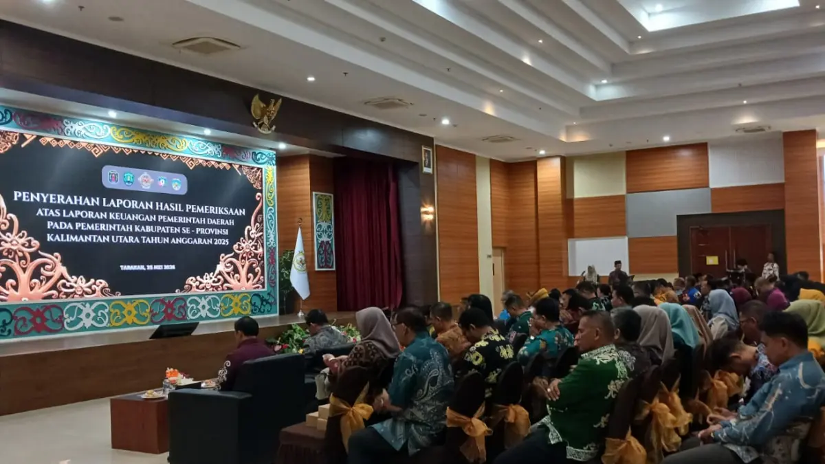WTP: BPK Perwakilan Kaltara menyerahkan penghargaan. AGUS DIAN ZAKARIA/ RADAR TARAKAN