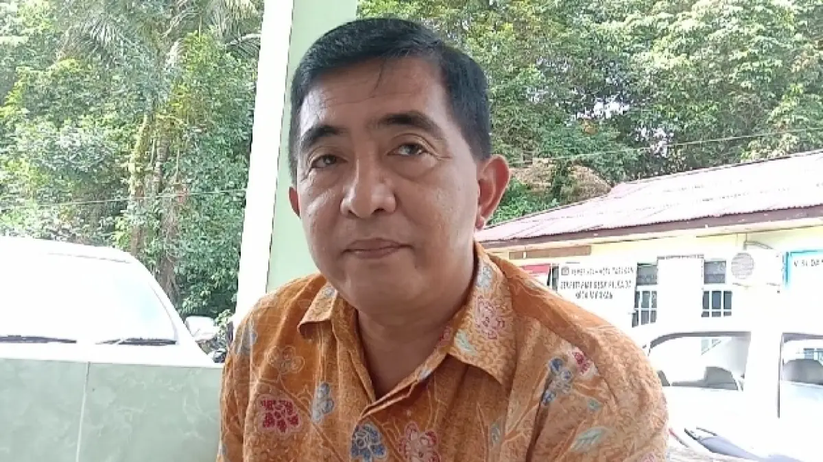 KE POLITIK?: Muhammad Haris saat diwawancarai media Radar Tarakan.