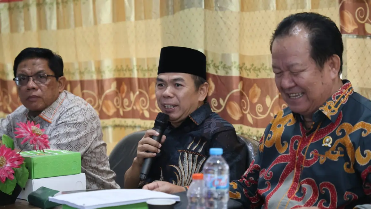 REGULASI: Rapat bersama DPRD dan Pemprov Kaltara mematangkan rencana kebijakan pembangunan perkebunan berkelanjutan. FOTO: DPRD KALTARA