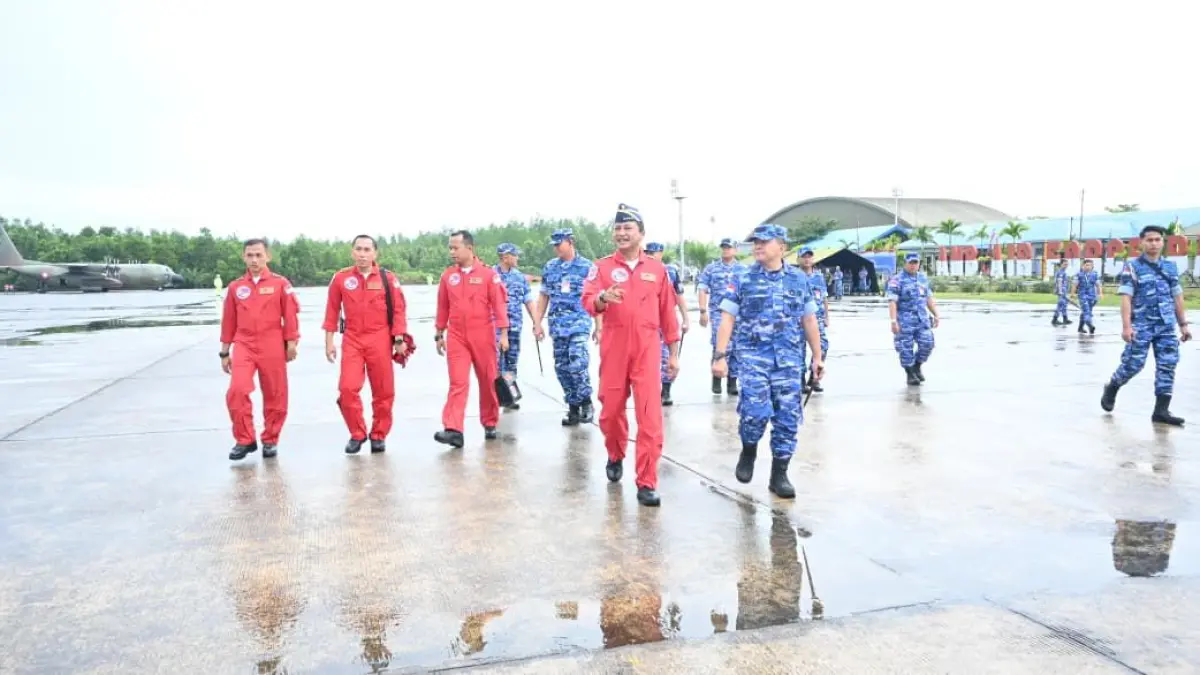 TINJAU : Kasau Marsekal TNI M. Tonny Harjono meinjau dan meresmikan SPPG di Lanud Anang Busra Tarakan. LANUD ANANG BUSRA&nbsp;