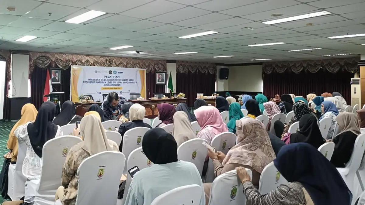 NAIK KELAS : DKUKMPP Nunukan menggelar pelatihan Manajemen Bisnis dan Aplikasi Keuangan SIAPIK bagi Usaha Mikro Naik Level dan Usaha Mikro Produktif di Pulau Nunukan. PEMKAB NUNUKAN