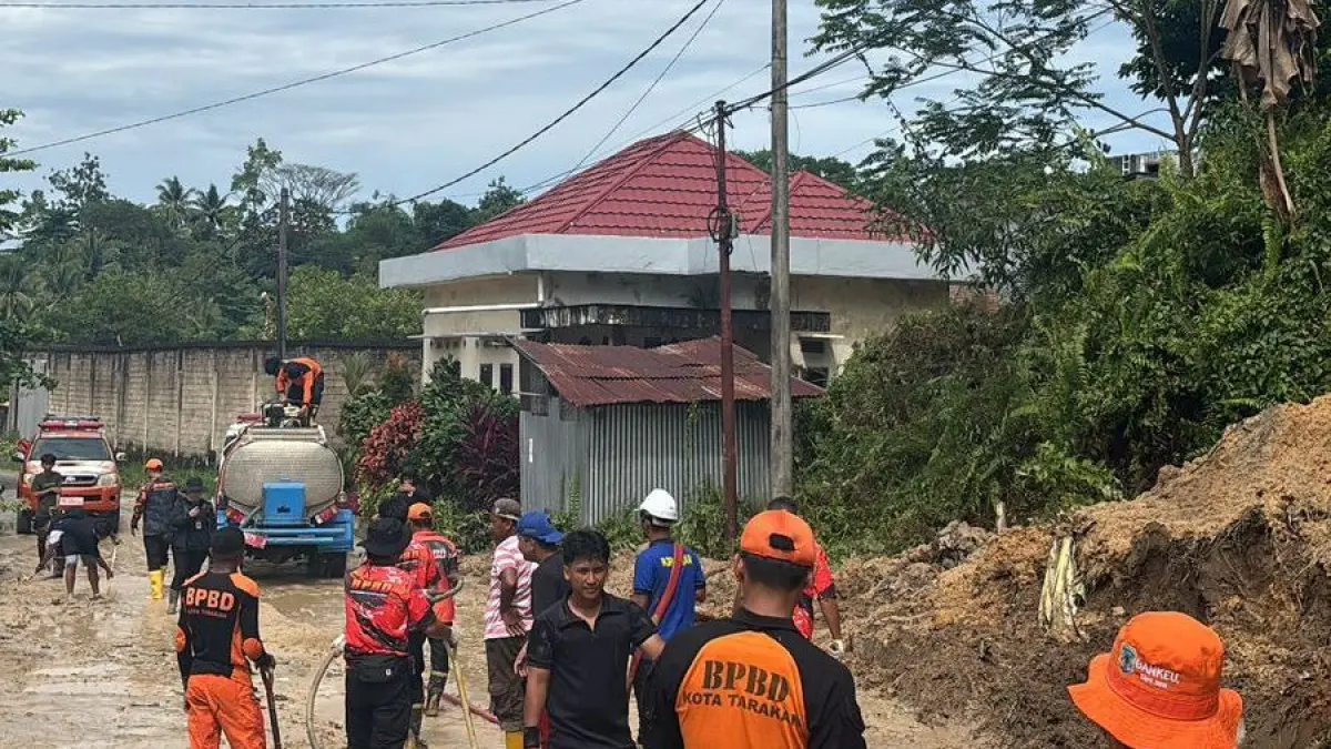 WASPADA : BPBD Tarakan masih mewaspadai potensi longsor susulan di Jalan Rimba Raya RT 03, Kelurahan Juata Kerikil. ISTIMEWA