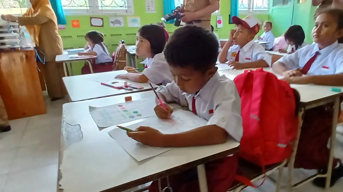 BELAJAR : Ilustrasi aktivitas sekolah di Kota Tarakan. AGUS DIAN ZAKARIA/RADAR TARAKAN