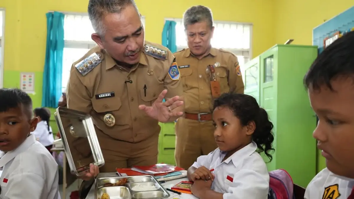 EVALUASI: Pelaksanaan MBG di salah satu sekolah di Kota Tarakan. AGUS DIAN ZAKARIA/RADAR TARAKAN