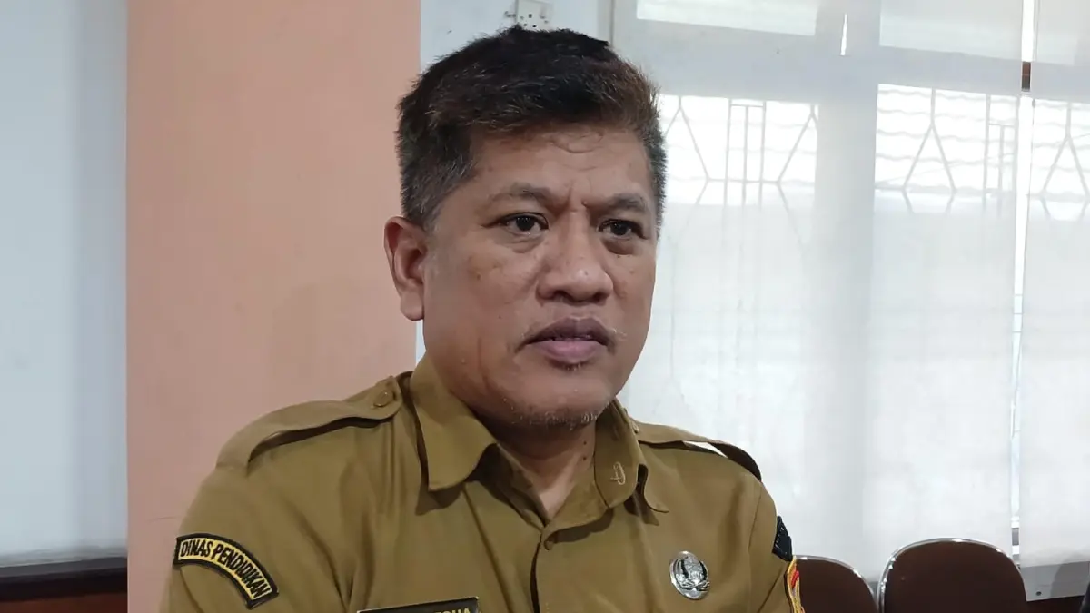 Kepala Disdik Tarakan, Tamrin Toha. AGUS DIAN ZAKARIA/RADAR TARAKAN