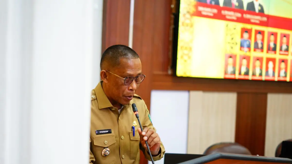 RANPERDA : Bupati Syarwani membacakan tiga ranperda yang diajukan ke DPRD Bulungan.
(Taslee/Radar Tarakan)