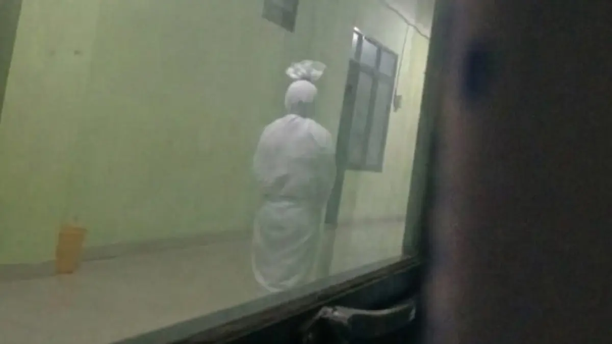 HOROR : Penampakan pocong diduga berada di salah satu fasilitas kesehatan di Kota Tarakan. ISTIMEWA