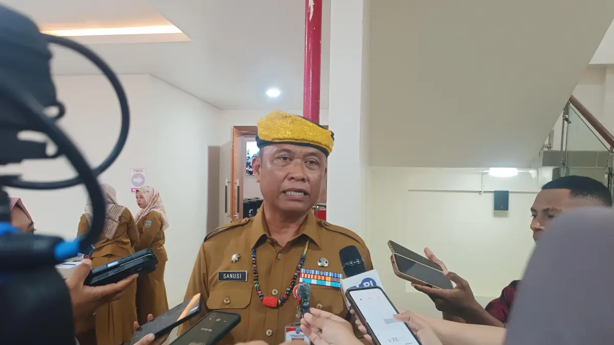 Plt. Asisten Bidang Pemerintahan dan Kesra Setprov Kaltara, Sanusi. FOTO: IWAN K/RADAR TARAKAN
