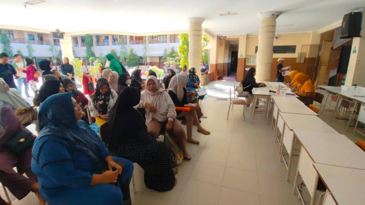 RAMAI : Suasana pelaksanaan SPMB di salah satu sekolah di Tarakan. AGUS DIAN ZAKARIA/RADAR TARAKAN