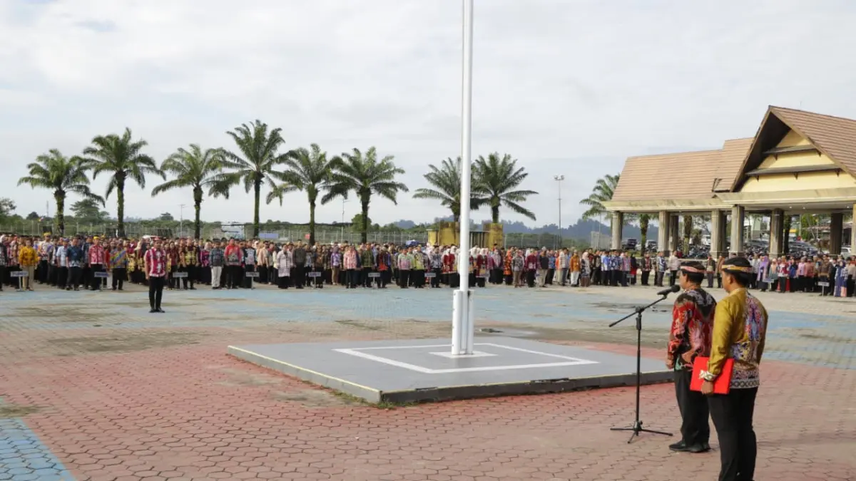 PENDUDUK: Upacara Hari Keluarga Nasional tahun 2026 di Tanjung Selor, Senin (29/6). FOTO: DKISP KALTARA
