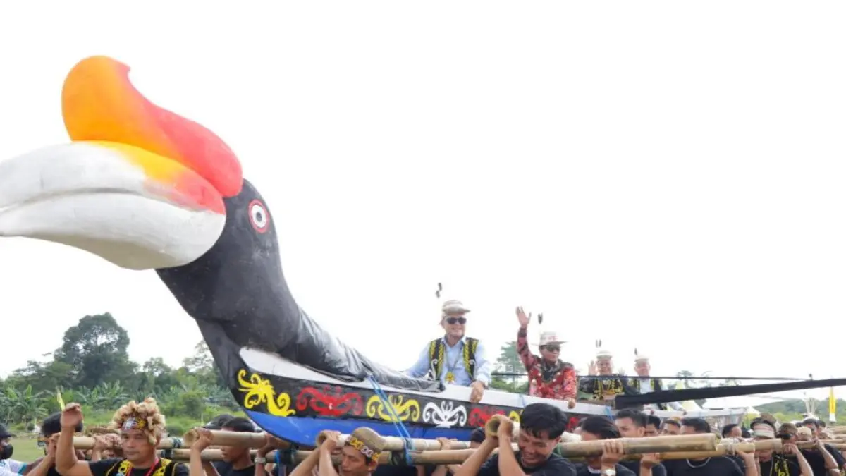 WARISAN: Pembukaan Festival Budaya Dayak Kenyah Temengang Iwan di Teras Baru, Selasa (30/6). FOTO: DKISP KALTARA