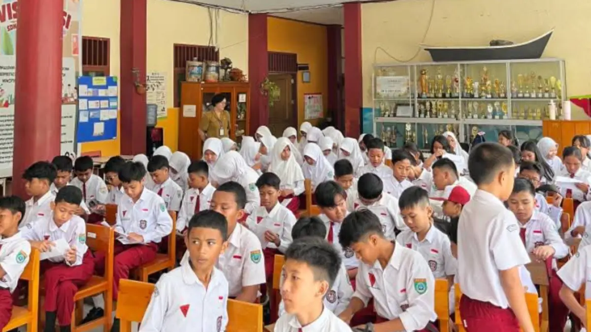 BELAJAR : Aktivitas belajar-mengajar di salah satu sekolah di Kota Tarakan. AGUS DIAN ZAKARIA/RADAR TARAKAN