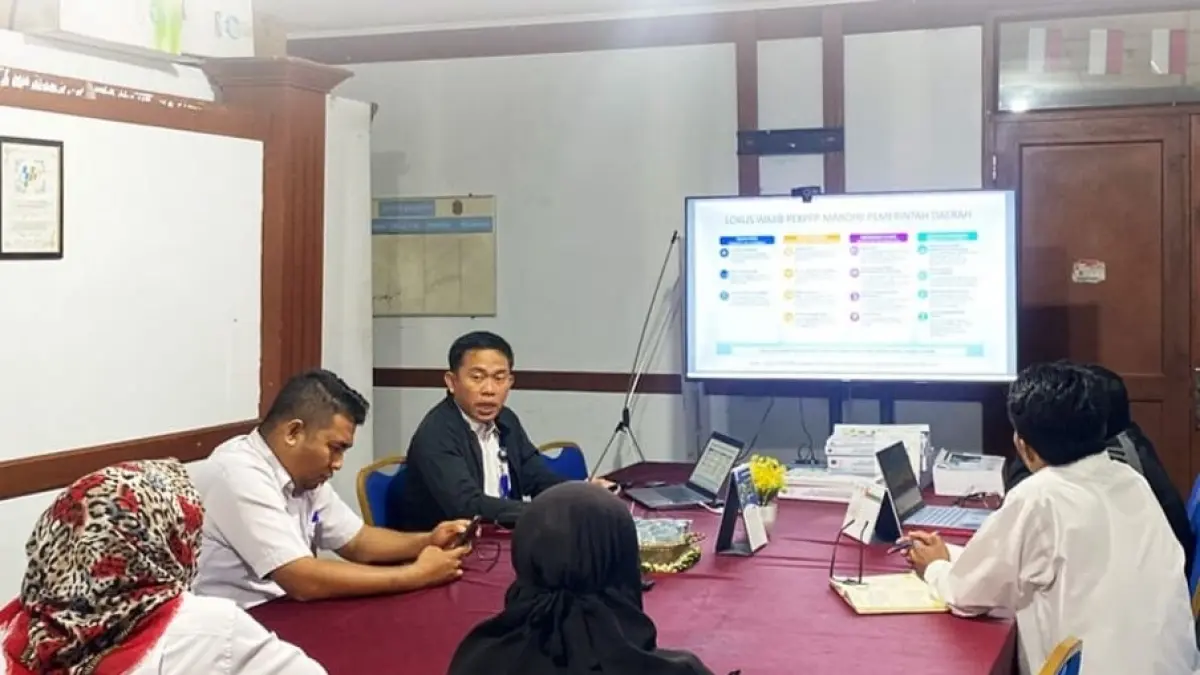 EVALUASI : Kepala Bagian Organisasi Setda Nunukan, Harman saat membahas penyelesaian target Indeks Pelayanan Publik (IPP).&nbsp;