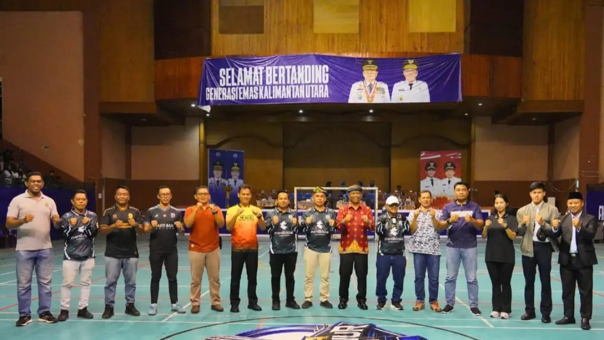 BERGULIR : Turnamen Futsal Piala Gubernur Antar Pelajar Se-Kalimantan Utara diikuti 40 tim berlangsung di GOR Dwikora, Nunukan, Senin (6/7).&nbsp;