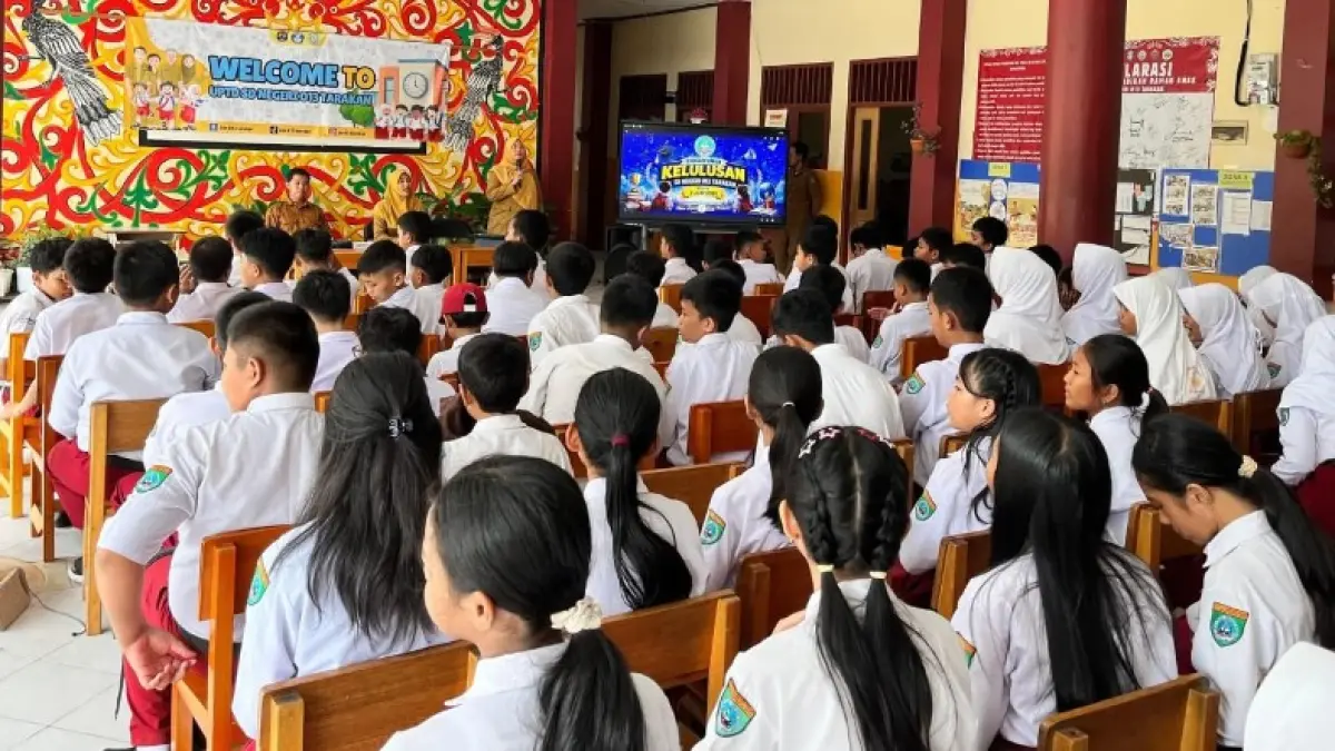 PENDIDIKAN: Aktivitas belajar mengajar di salah satu sekolah di Kota Tarakan. AGUS DIAN ZAKARIA/RADAR TARAKAN