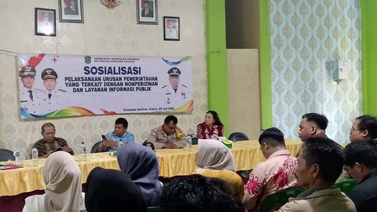 EDUKASI : Pemerintah Kecamatan Nunukan Selatan memberikan sosialisasi kepada masyarakat atas pelaksanaan pelayanan non-perizinan. PEMKAB NUNUKAN