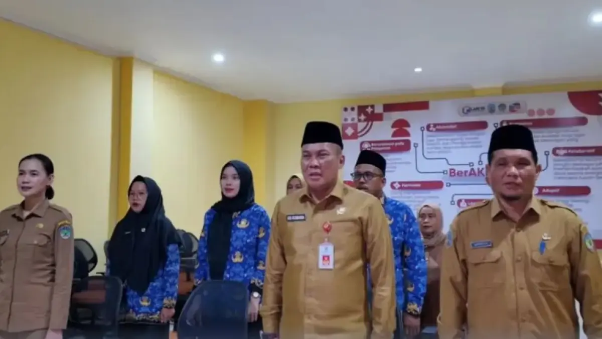 PERLOMBAAN: Asisten I Uus Rusmanda menghadiri MTQ ASN tingkat provinsi Kaltara yang dibuka secara daring, Senin (13/7).(FOTO; DISKOMINFO)
