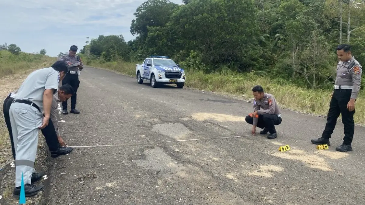 PENYELIDIKAN &nbsp;: Penyelidikan Satlantas Polres Tarakan mengungkap fakta bahwa dua pengendara Yamaha Aerox yang tewas tidak menggunakan helm. SATLANTAS POLRES TARAKAN&nbsp;