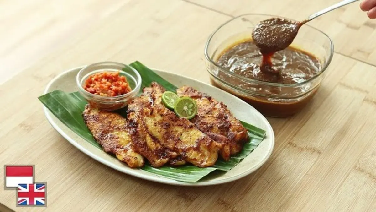 Ikan Bakar Teflon dengan Bumbu Serbaguna: Gurih, Meresap, dan Praktis — Kreasi Devina Hermawan untuk Sajian Laut Spesial di Rumah (YOUTUBE DEVINA HERMAWAN)