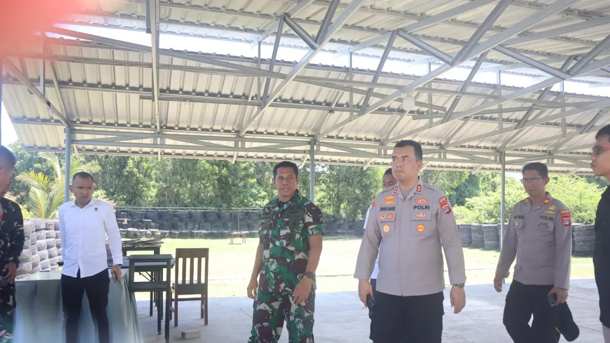 PERKUAT : Kapolres Tarakan AKBP Erwin S. Manik menggandeng TNI terkait kondisi keamanan wilayah serta penguatan koordinasi antara Polri dan TNI. POLRES TARAKAN&nbsp;