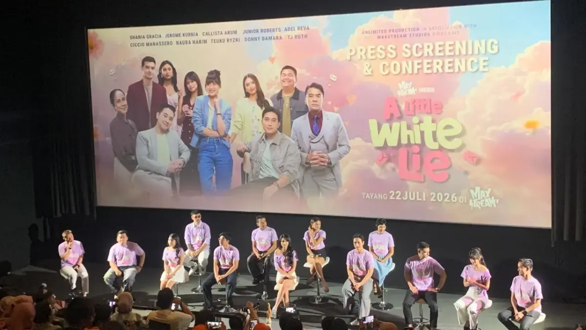 Jumpa pers Series A Little White Lie di bilangan Thamrin, Jakarta Pusat. 