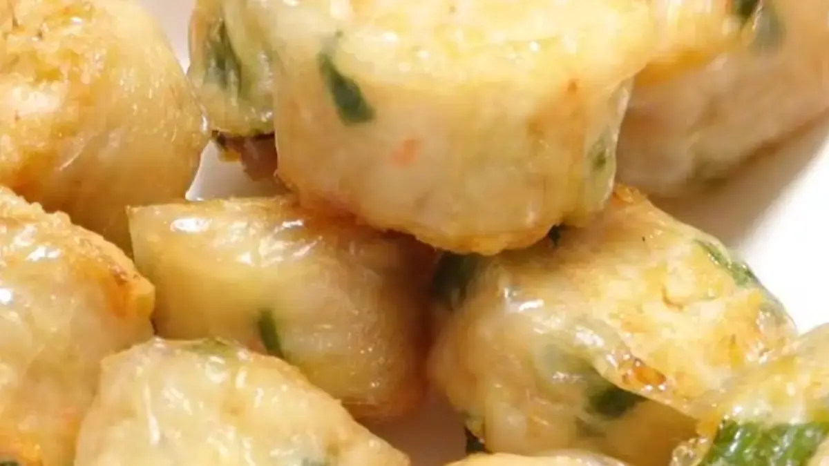 Potret camilan udang rice paper crispy yang anti gagal.