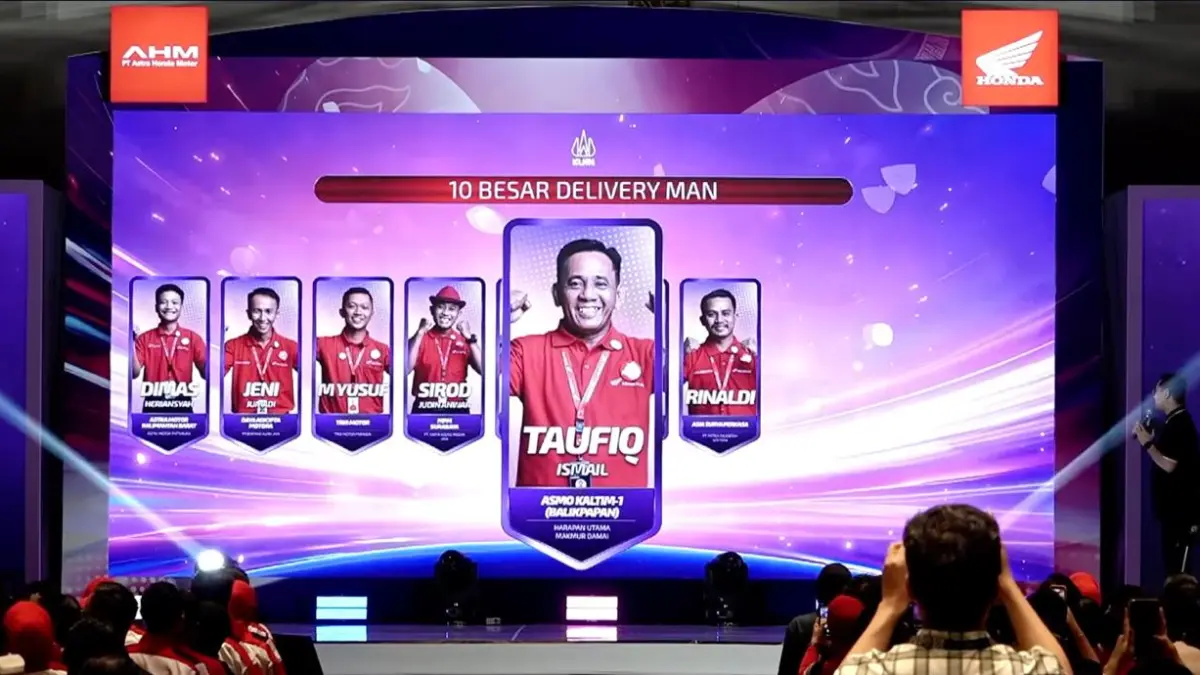 Delivery Man Astra Motor Kalimantan Timur 1, Taufiq Ismail, berhasil menembus 10 besar Kontes Layanan Honda Nasional kategori Delivery Man. FOTO: DOK. ASTRA MOTOR KALTIM 1