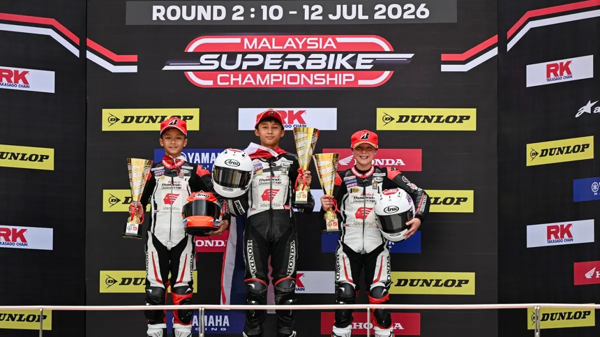 Pebalap muda Astra Honda, Resky Yusuf Hermawan dan Abimanyu Bintang Fermadi, meraih podium kedua pada putaran kedua IHTTC 2026 di Sepang, Malaysia. FOTO: DOK. AHM