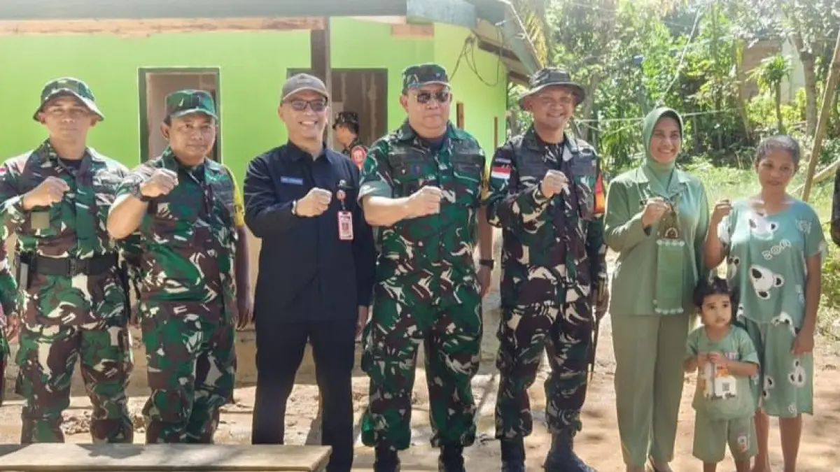 KUNKER : Ketua Tim Wasev PJO TNI Manunggal Membangun Desa ke-129 Brigjen TNI Franky Jan Hardy Watuseke didampingi Pj Sekretaris Daerah Nunukan, Raden Iwan Kurniawan dan Dandim 0911/Nunukan, Letkol Inf. Toni Prasetyo berkunjung ke Desa Liang Bunyu.