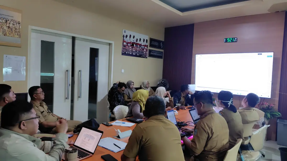 VERIFIKASI RENJA: Jajaran Bapperida Kaltara  melakukan verifikasi rancangan akhir Renja 2027.