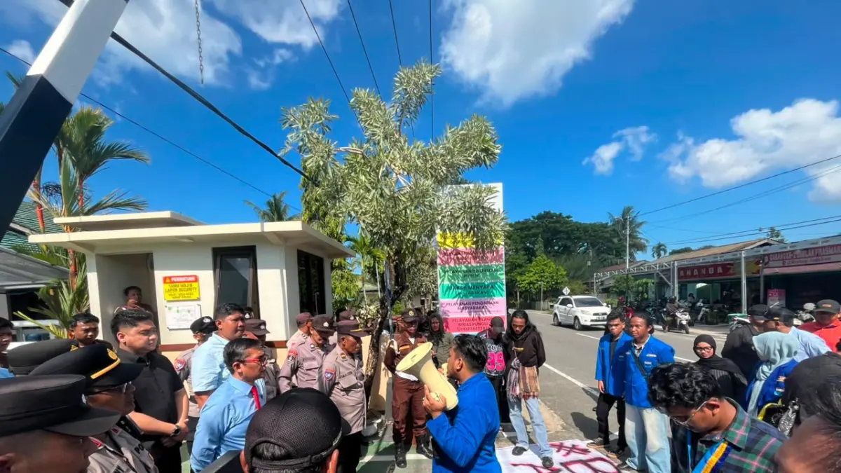 ASPIRASI : Kejari Tarakan memastikan seluruh aspirasi mahasiswa telah diterima dan dicatat sebagai bahan penjelasan pada pertemuan berikutnya. ELIAZAR/RADAR TARAKAN&nbsp;