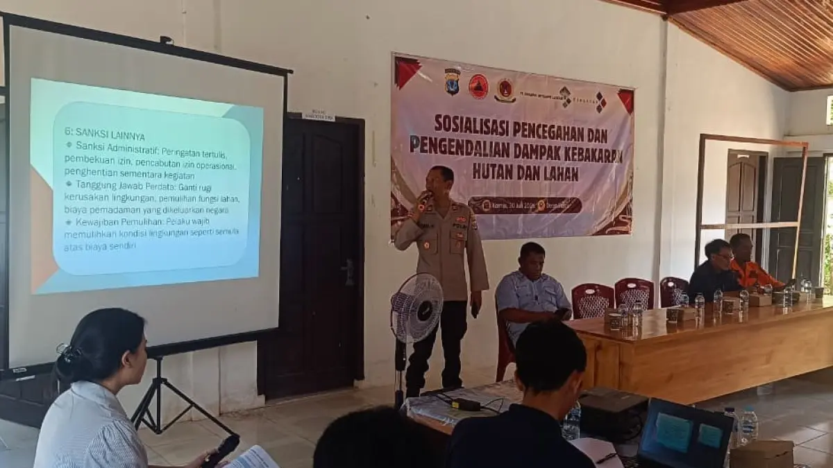 SOSIALISASI KARHUTLA: Kasat Binmas Polresta Bulungan IPTU Yudi Haryanta memberikan materi dalam sosialisasi pencegahan dan pengendalian dampak karhutla di Bulungan.
