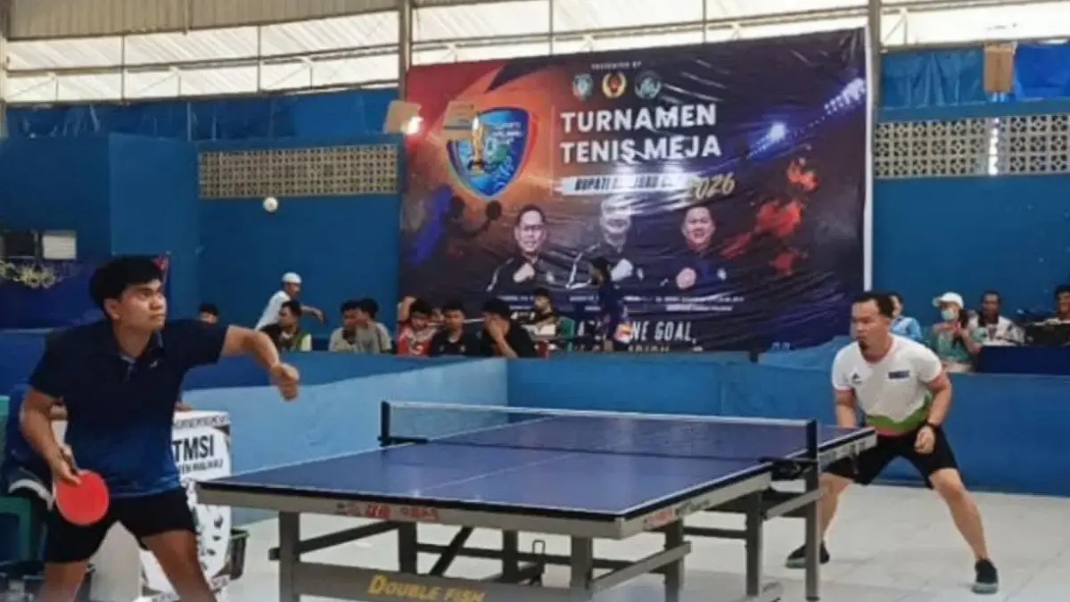 MEMBANGGAKAN: Turnamen tenis meja Bupati Cup V yang digelar di Kabupaten Malinau. (FOTO: SOPIAN)