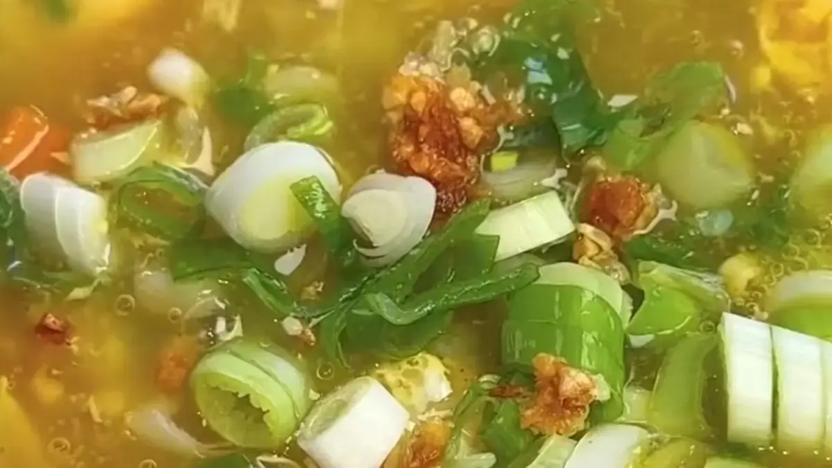 Potret sup jagung ayam versi diet yang hangat, gurih, dan tinggi protein. (Sumber: instagram.com/@jennidish)