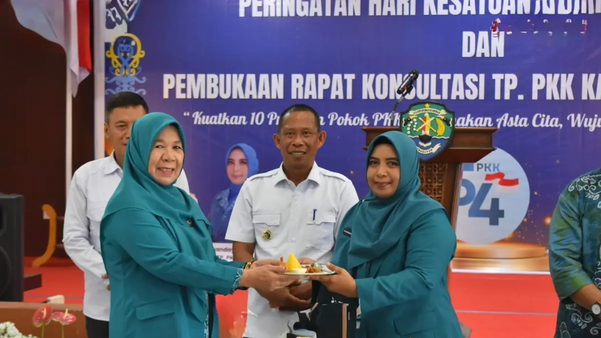 PUNCAK HKG : Bupati Bulungan Syarwani menghadiri puncak peringatan HKG PKK.
(Taslee/Radar Tarakan)