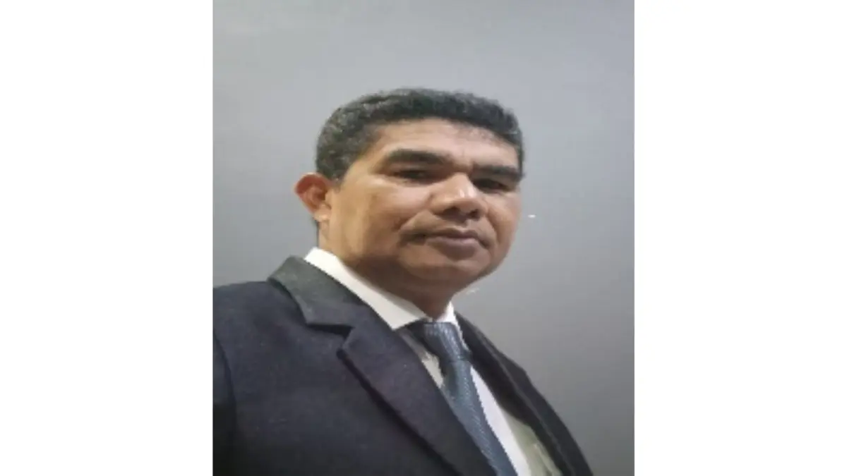 Dr. Markus Maluku, S.Fil., M.Pd.