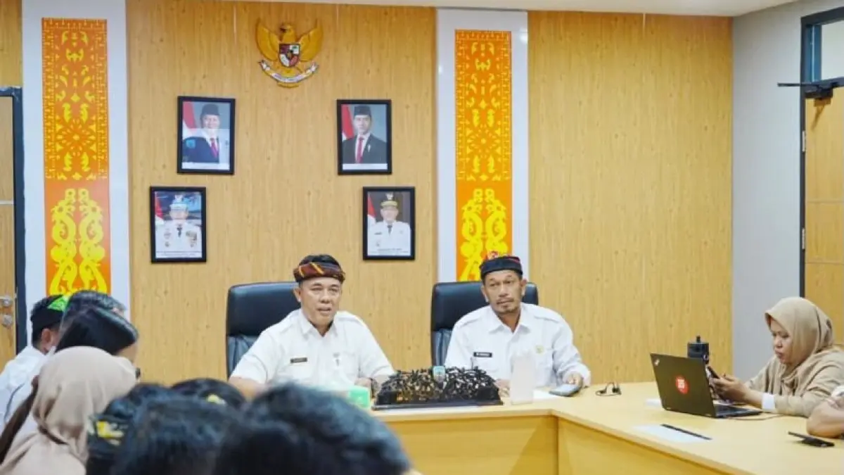 MATANGKAN PERSIAPAN : Rapat persiapan menghadapi penilaian zona integritas.