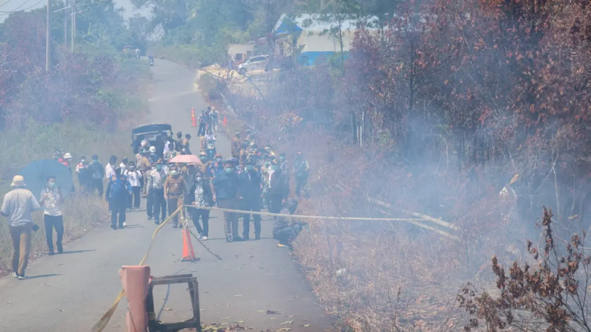 KARHUTLA: Salah satu titik karhutla yang terjadi di Kota Tarakan. AGUS DIAN ZAKARIA/RADAR TARAKAN