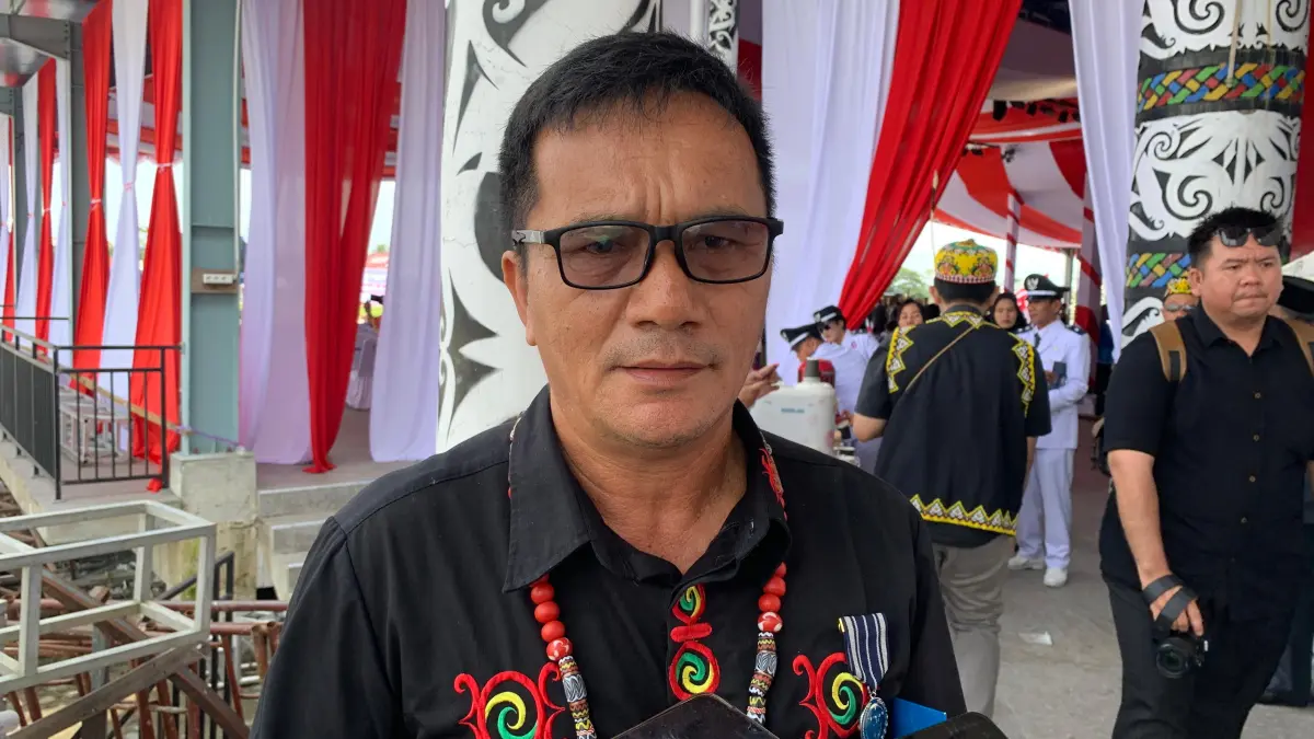 Paulus Kepala SDN 002 Malinau Barat. FOTO: DIPA/RADAR TARAKAN
