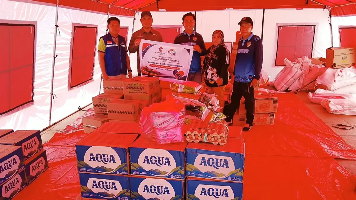 PT Mandiri Intiperkasa menyalurkan bantuan kemanusiaan berupa kebutuhan pokok bagi warga terdampak kebakaran di Desa Tideng Pale, Kabupaten Tana Tidung.