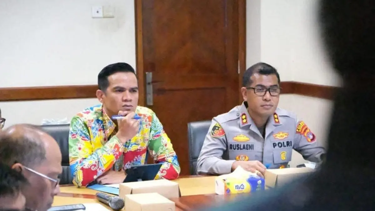 KOORDINASI : Bupati Nunukan H. Irwan Sabri bersama Kapolres Nunukan, AKBP Ruslaeni dan forkopimda Nunukan menyiapkan kesiapsiagaan penanganan Karhutla.&nbsp;