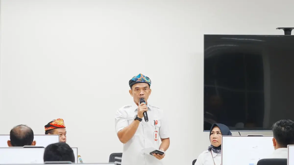 KEPEGAWAIAN: Sekprov Kaltara, Denny Harianto saat membuka kegiatan ujian dinas dan UPKP ASN Kaltara tahun 2026. FOTO: DISKOMINFO KALTARA
