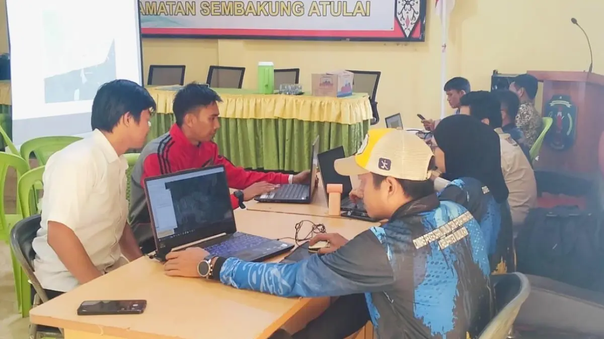 KOORDINASI : Pembahasan usulan pelepasan kawasan hutan di wilayah Kecamatan Sembakung Atulai, berlangsung di Aula Kantor Kecamatan Sembakung Atulai, Rabu (16/9).