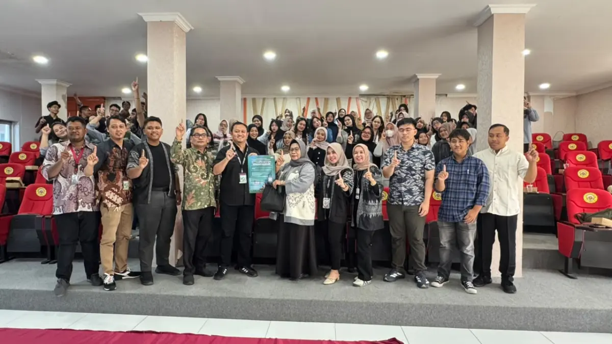Astra Motor Kaltim 1 bersama peserta dan tamu undangan dalam kegiatan ADV Modification Showcase di eWalk BSB Balikpapan.